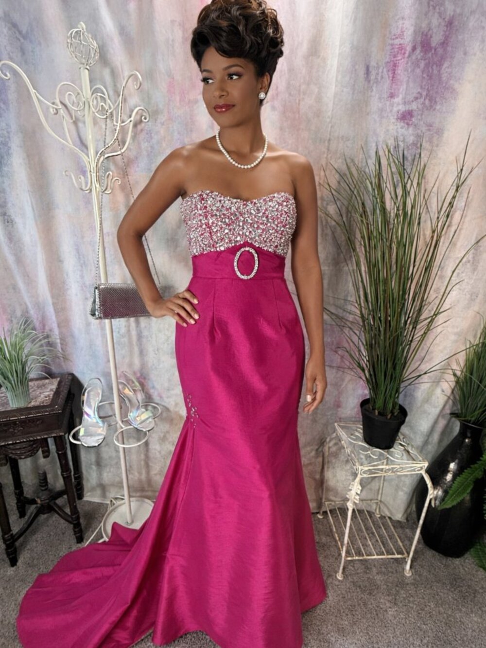 📌 Strapless Richly Beaded Bodice Mermaid Style Prom - Formal Gown with Train